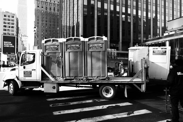 Porta potty delivery and setup in East Lansing, MI